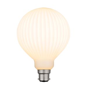 L2U-3227 4w G125 Decorative LED Lamp - B22 Base